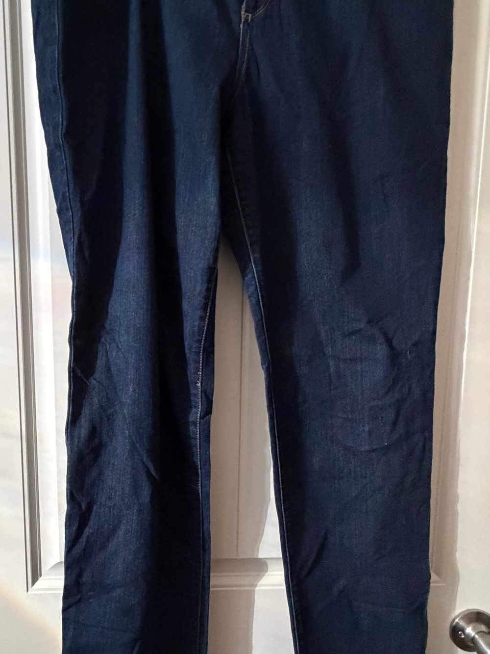 Size 16-Bandolino Millie Women’s Dark Wash Jeans with Frayed Hem